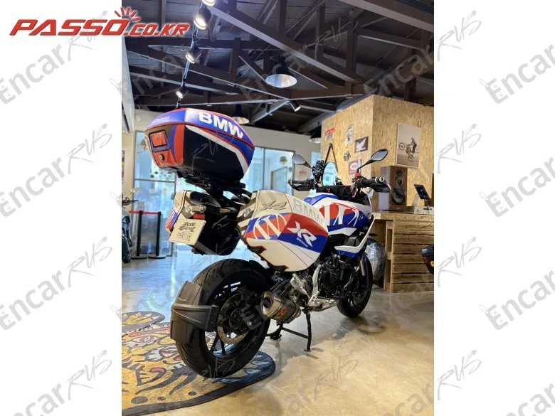 BMW F 900 XR - фото 2