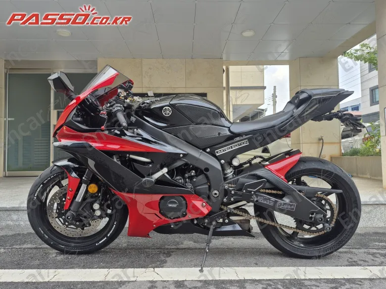 Yamaha Yzf R6 - фото 1