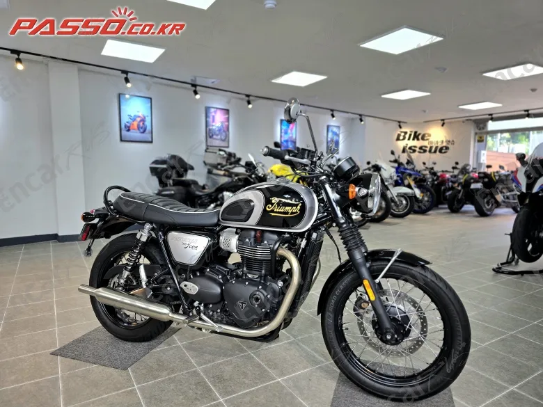 Triumph Bonneville T100 - фото 1