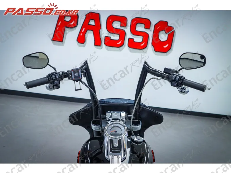 HARLEY-DAVIDSON SPORT GLIDE - фото 3