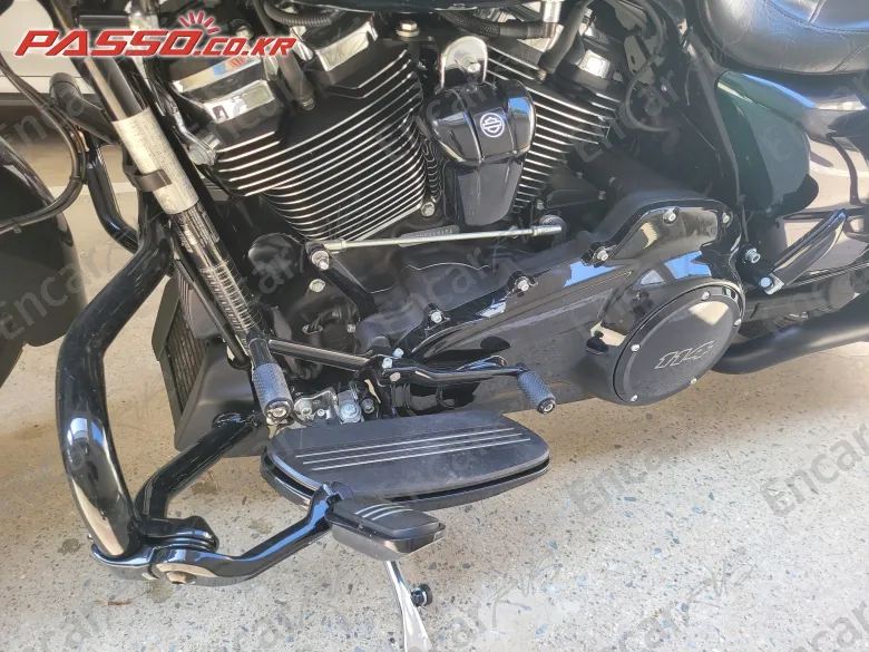 Harley-Davidson Road King Special - фото 3