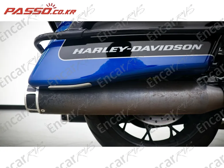 Harley-Davidson Road Glide Special - фото 6