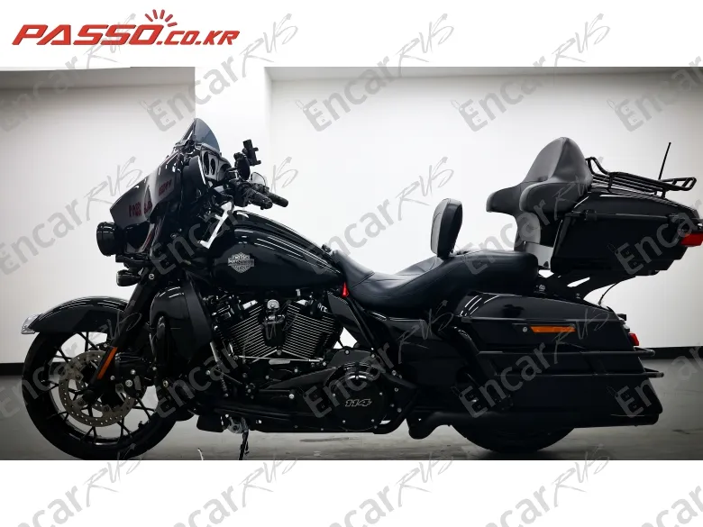 Harley-Davidson Flhxs Street Glide Special - фото 1