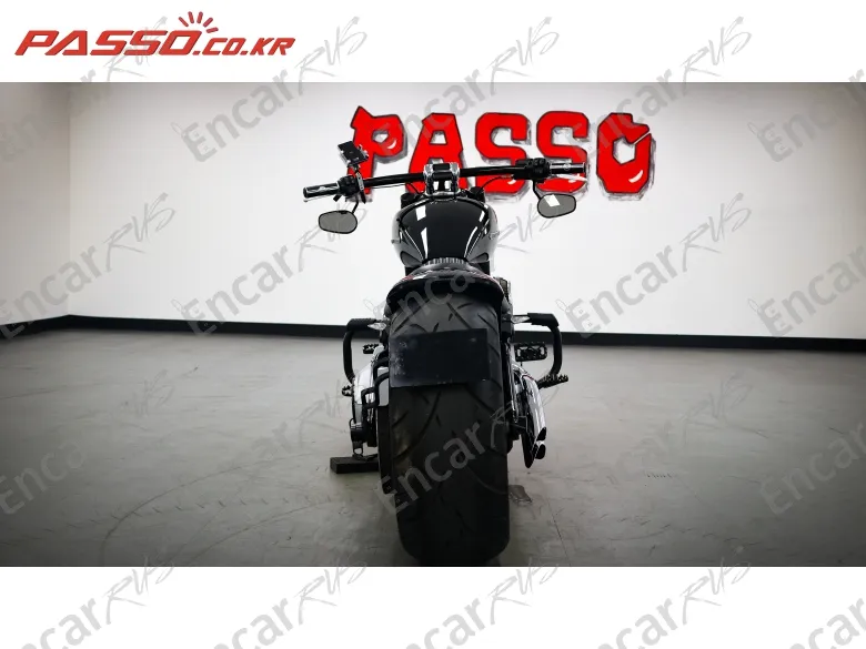 Harley-Davidson Breakout 114 - фото 2