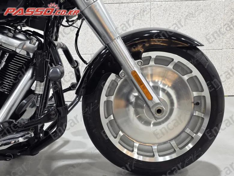 Harley-Davidson Fat Boy 107 - фото 5