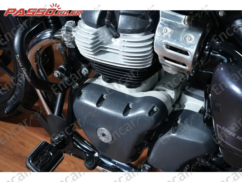 ROYAL ENFIELD SUPER METEOR 650 - фото 4