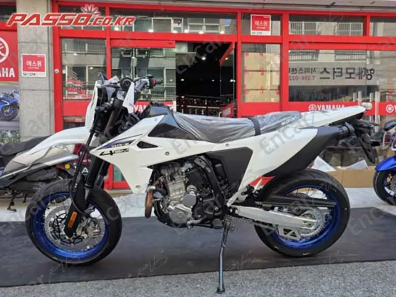 Suzuki Dr Z 4 Sm - фото 1
