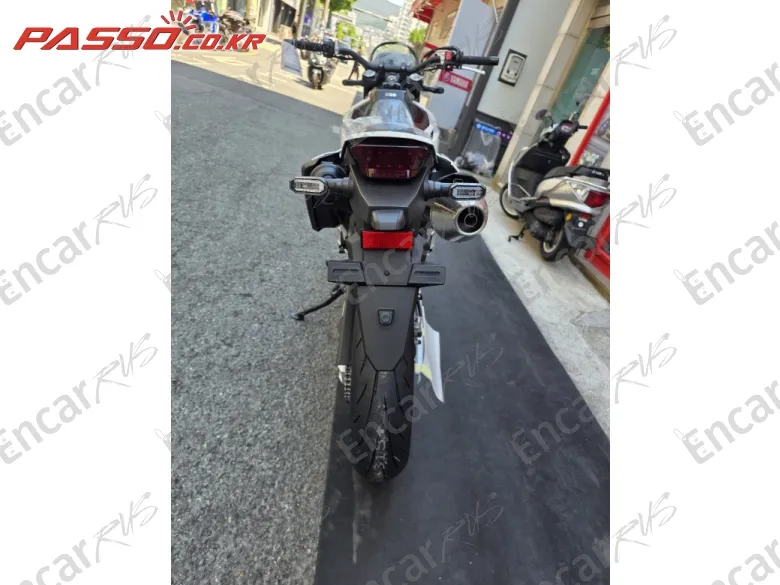 Suzuki Dr Z 4 Sm - фото 2