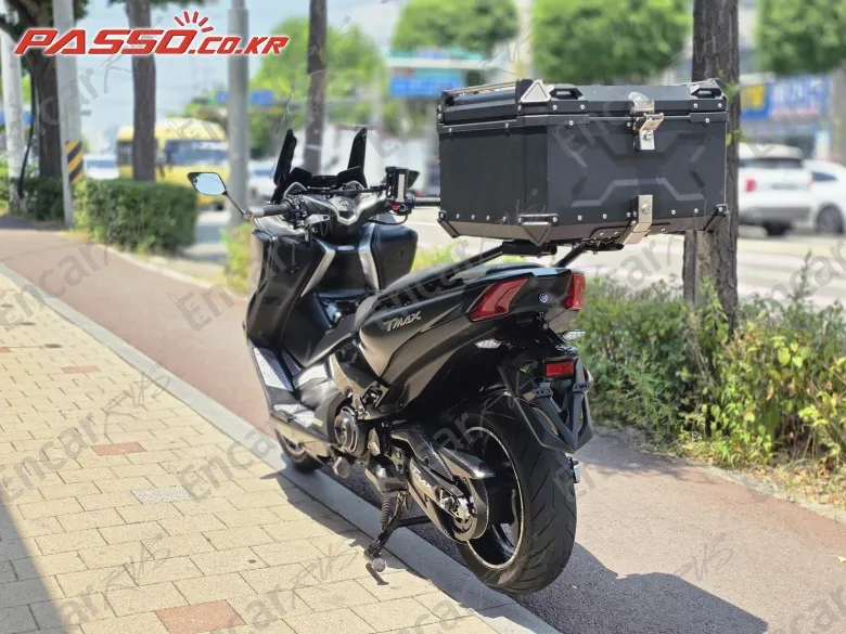 Yamaha T Max Dx - фото 5