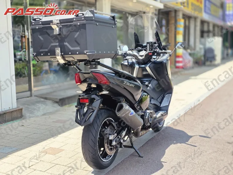 Yamaha T Max Dx - фото 6