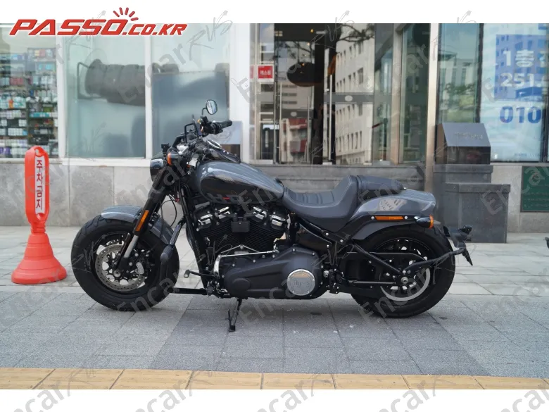 Harley-Davidson Fat Bob 114 - фото 1