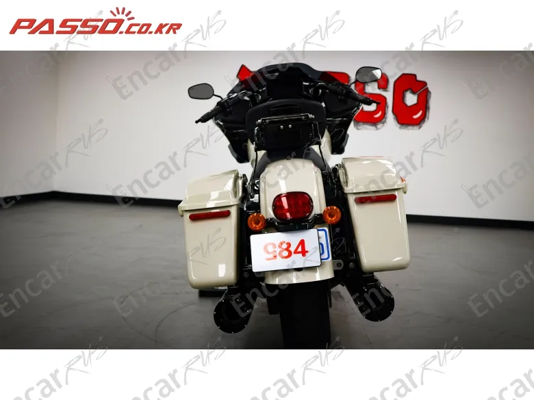 Harley-Davidson Road Glide St - фото 2