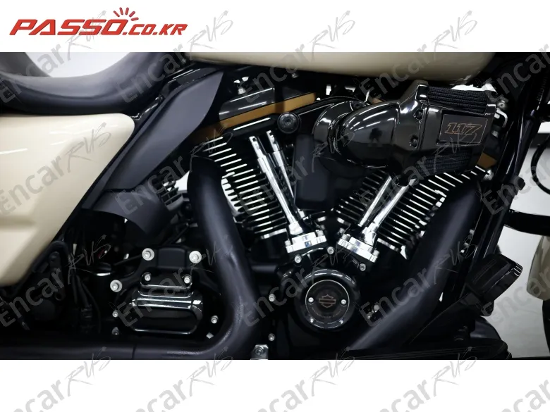 Harley-Davidson Road Glide St - фото 4