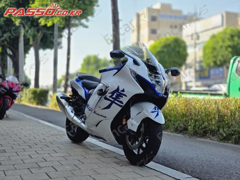 Suzuki Gsx R 1300 Hayabusa - фото 3