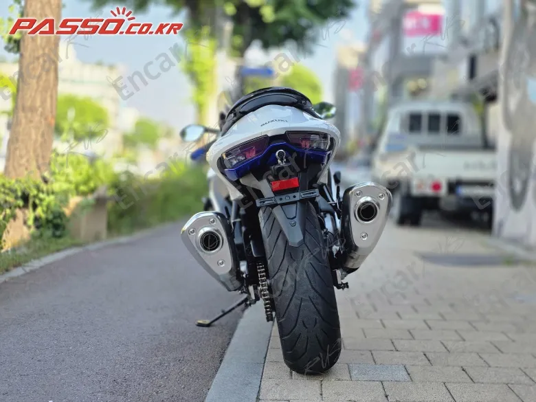 Suzuki Gsx R 1300 Hayabusa - фото 6