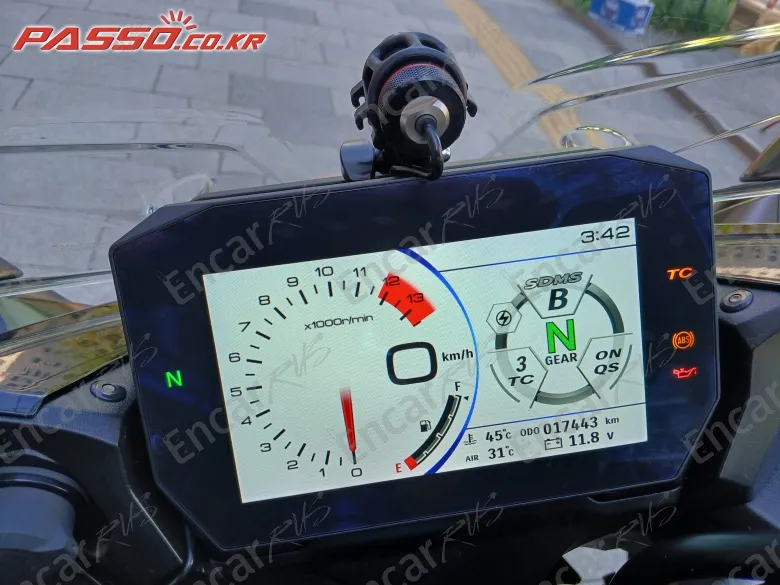 Suzuki Gsx S 1000 Gt - фото 4