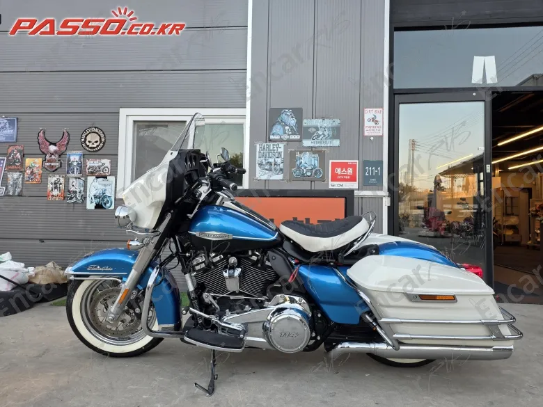Harley-Davidson Electra Glide Revival - фото 1