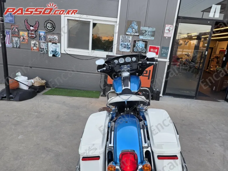 Harley-Davidson Electra Glide Revival - фото 2