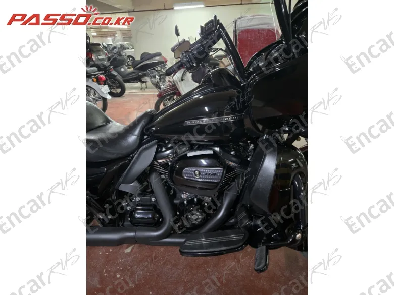 Harley-Davidson Road Glide Special - фото 4