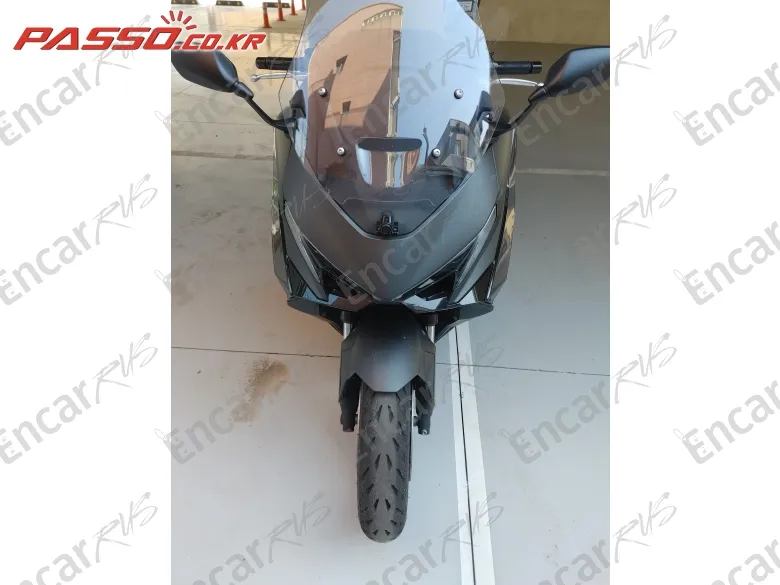 Honda Forza 750 - фото 6