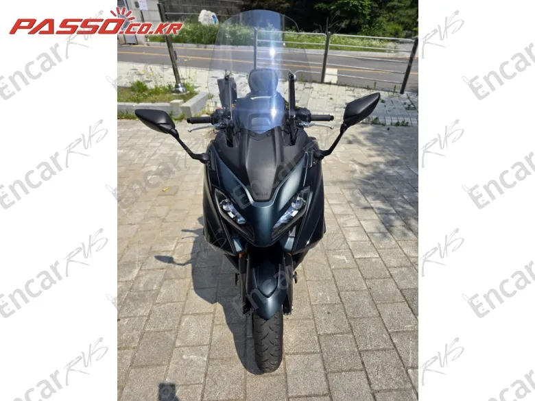 Yamaha T Max 560 - фото 2