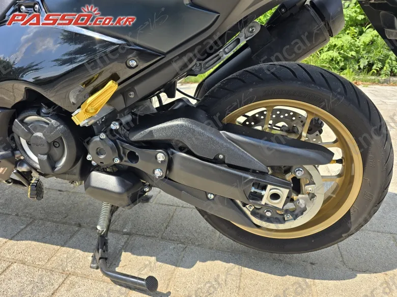 Yamaha T Max 560 - фото 4