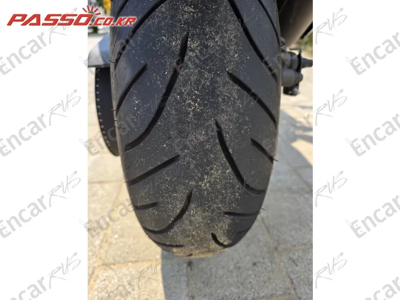 Yamaha T Max 560 - фото 5