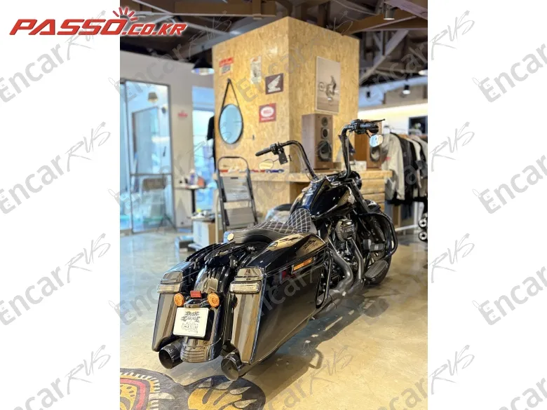 Harley-Davidson Road King Special - фото 2