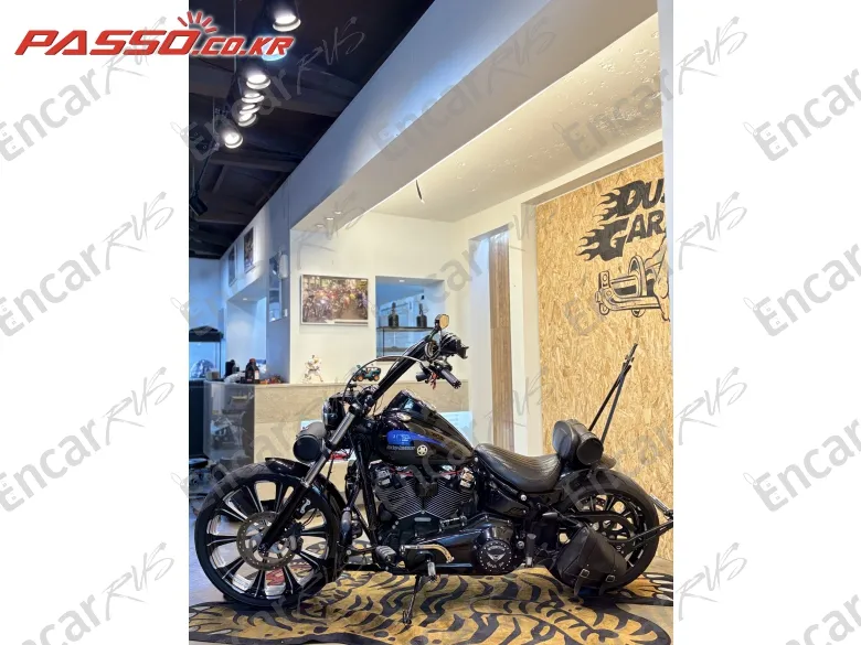 Harley-Davidson Softail Low Rider - фото 1