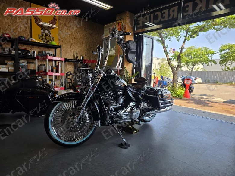 Harley-Davidson Flhr - фото 1
