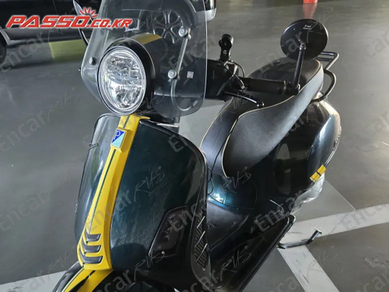 Vespa Gts 300 Super Racing Sixties - фото 0