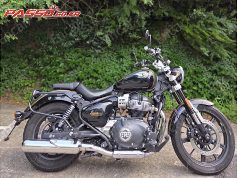 Royal Enfield Super Meteor 650 - фото 0