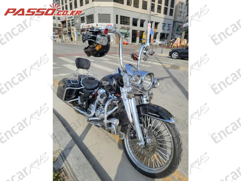 Harley-Davidson Flhr - фото 3