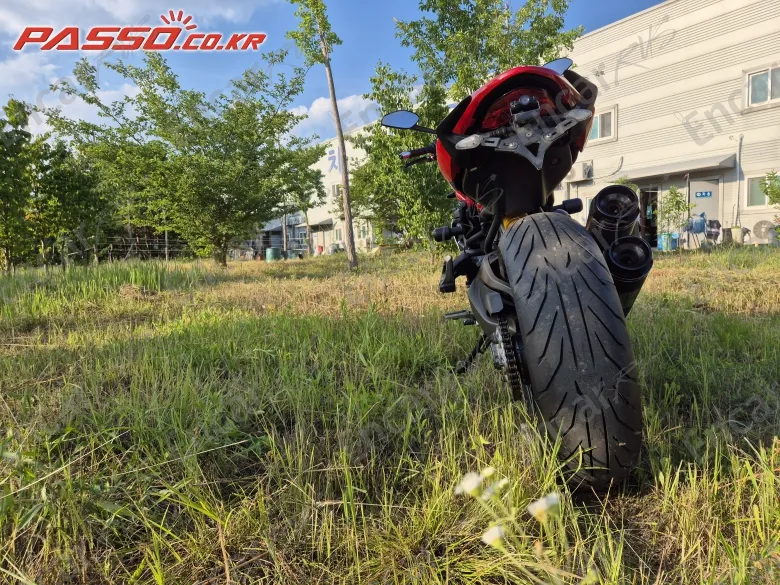 Ducati Monster 1200 S - фото 2