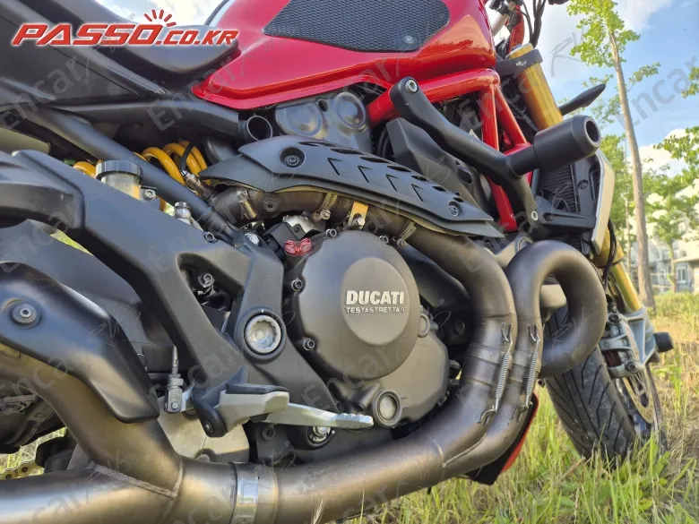 Ducati Monster 1200 S - фото 4