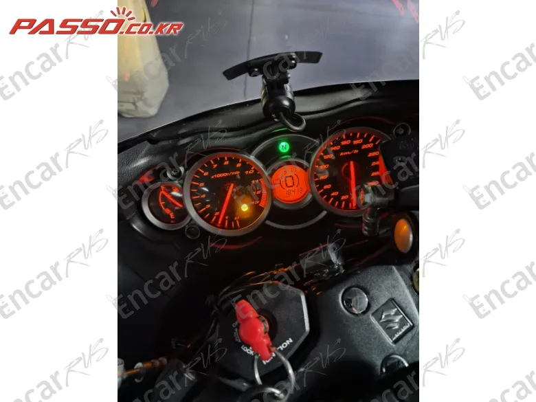Suzuki Gsx R 1300 Hayabusa - фото 3