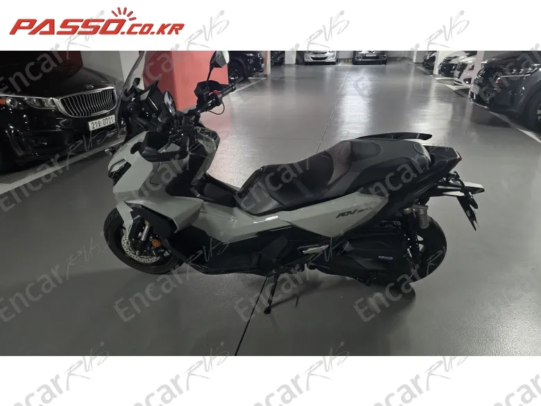 Honda Adv 350 - фото 2