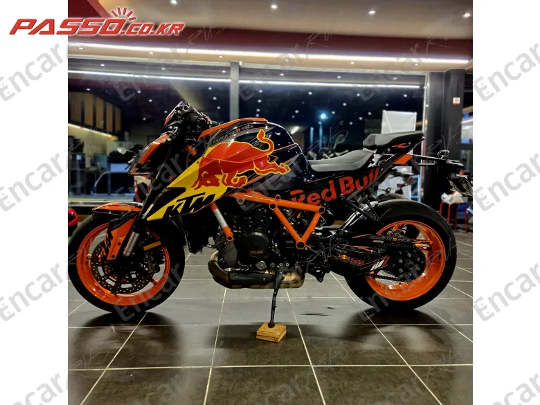 Ktm 1290 Super Duke R Evo - фото 1