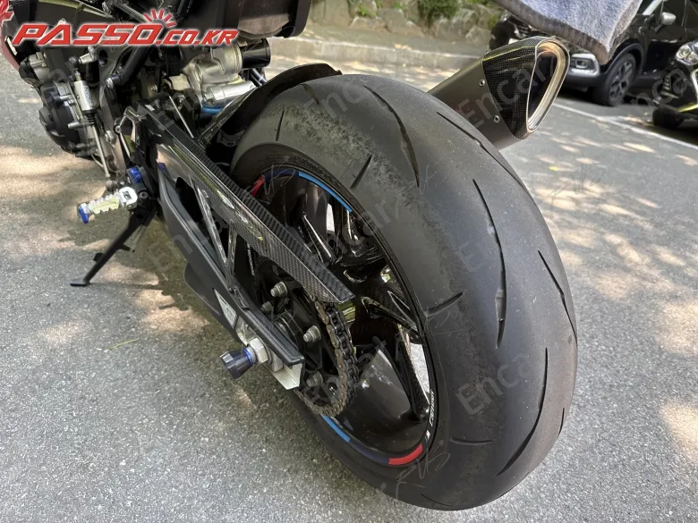Bmw M 1000 R - фото 5