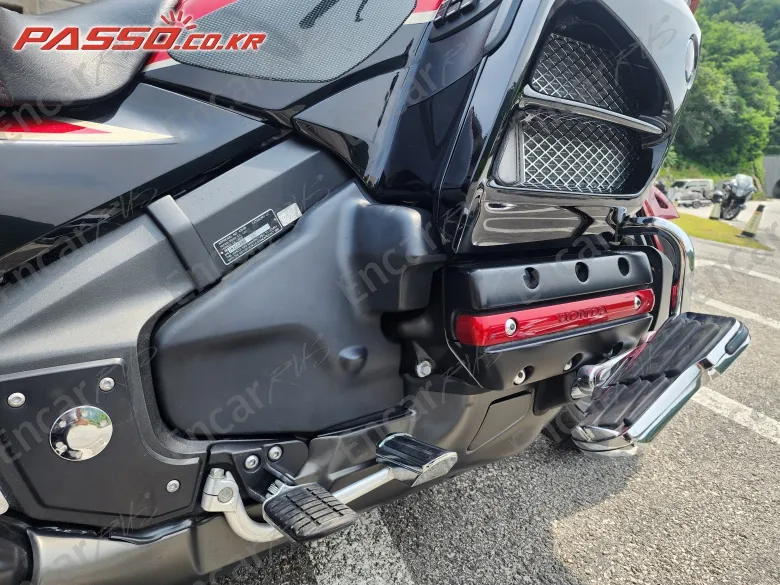 Honda Goldwing 1800 - фото 4