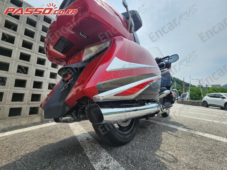 Honda Goldwing 1800 - фото 6