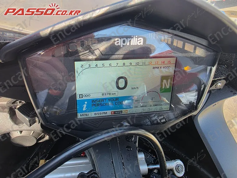 Aprilia Rsv 4 Rf - фото 4