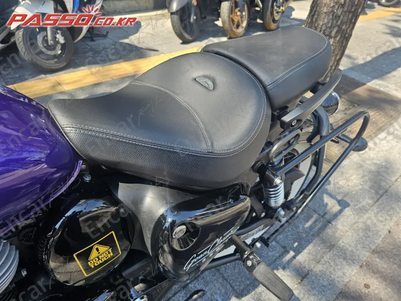 Royal Enfield Classic 350 - фото 3