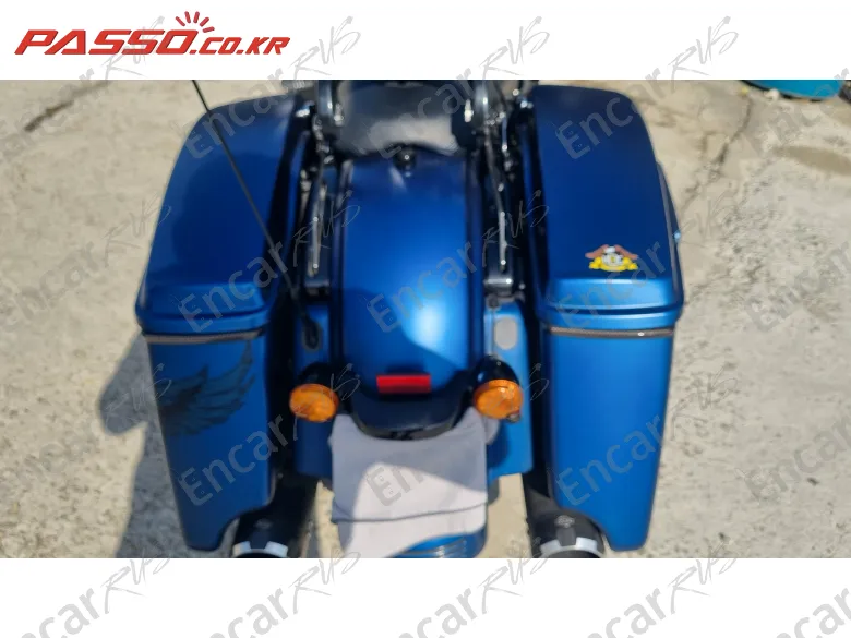 Harley-Davidson Flhx - фото 2