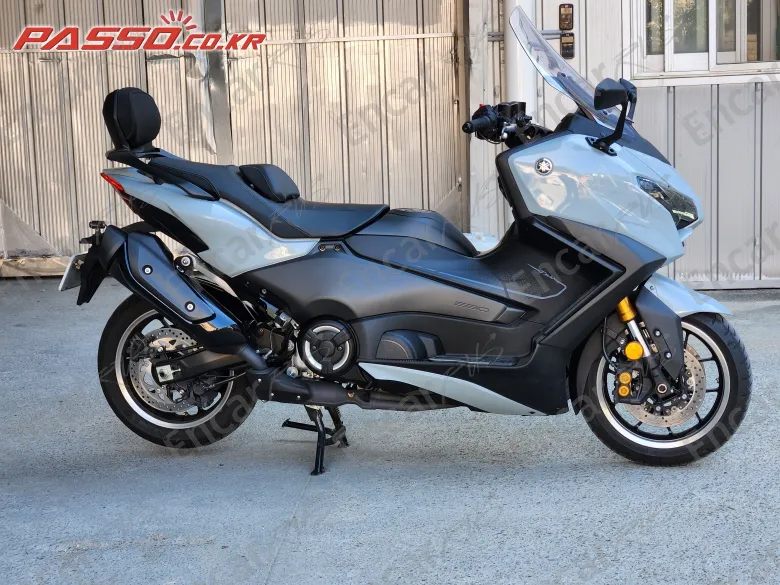 Yamaha T Max 560 - фото 0