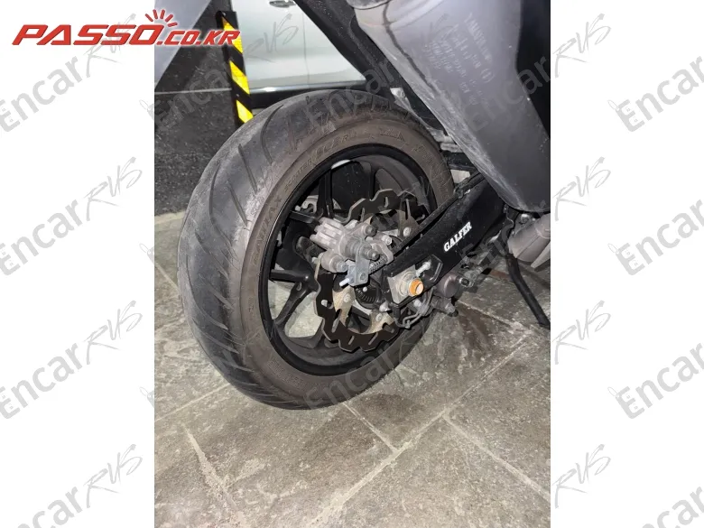 Yamaha T Max 560 - фото 6