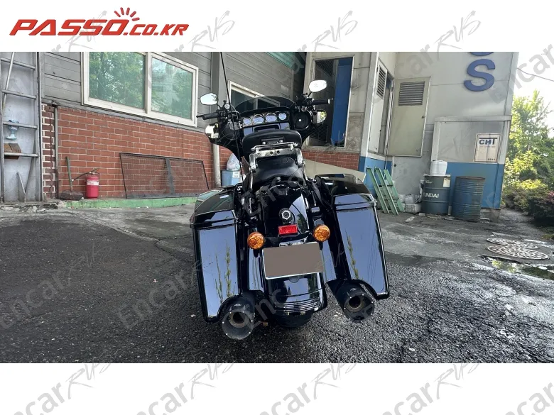 Harley-Davidson Flhxs Street Glide Special - фото 2