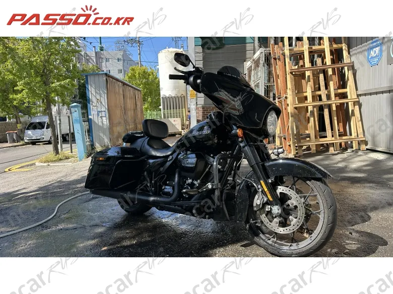 Harley-Davidson Flhxs Street Glide Special - фото 4