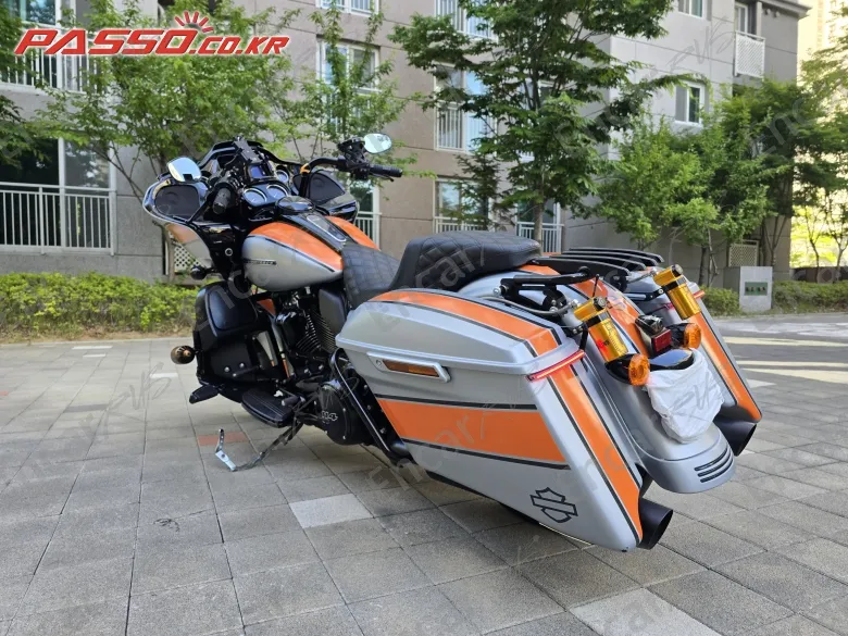Harley-Davidson Road Glide Special - фото 4