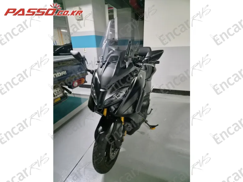 Yamaha T Max 560 - фото 4